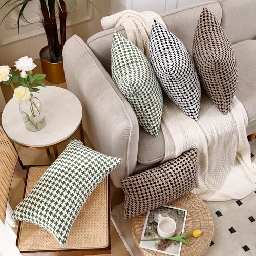 Perfect Combination of Green and White Throw Pillows, Exquisite Windmill Texture Pattern, is The Choice to Decorate The Farmhouse Living Room Sofa to Enhance The Visual Enjoyment - color: Green White, size: 18" x 18" (Pack of 2)