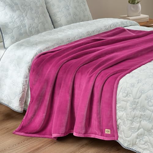UGG Coco Throw Blanket – Soft & Cozy Blanket for Couch, Graduation Gifts or Teacher Birthday Gifts for Women Mom Her, 50" x 70", Strawberry Pink - color: Strawberry Pink