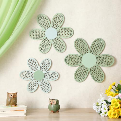 Maitys 3 Pieces Boho Daisy Wall Decor Natural Rattan Flower Wall Hanging Art Wooden Boho Art Nursery Flowers Farmhouse Hanging Decor for Home Office Nursery(Gradient Sage Green) - color: Gradient Sage Green