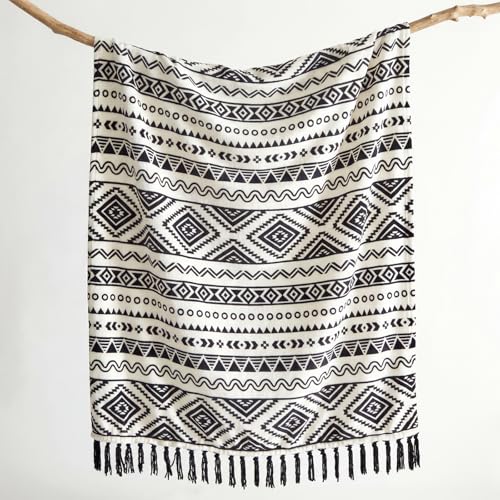 CASAAGUSTO Boho Throw Blanket with Tassel, Farmhouse Western Flannel Bohemian Blanket, Vintage Native Mexican Decorative Throw, Ideal for Gifting (60x80 Inches, Black and White) - color: Black and White, size: 60X80