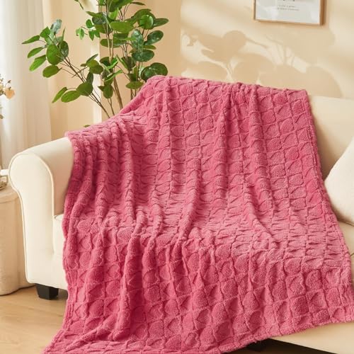 NEWCOSPLAY Super Soft Throw Blanket Coral Pink Love Premium Silky Flannel Fleece 3D Heart Checkered Lightweight Bed Blanket All Season Use (Coral Pink Love, Throw(50"x70")) - color: Coral Pink Love, size: Throw(50"x70")