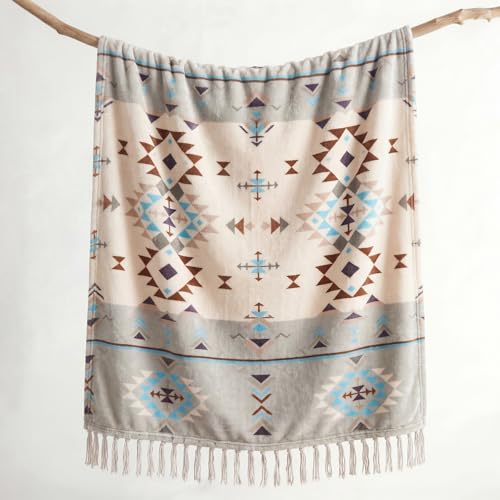 CASAAGUSTO Boho Throw Blanket with Tassel, Farmhouse Western Flannel Bohemian Blanket, Vintage Native Mexican Decorative Throw, Ideal for Gifting (50x60 Inches, Green and Beige) - color: Green and Beige, size: 50X60