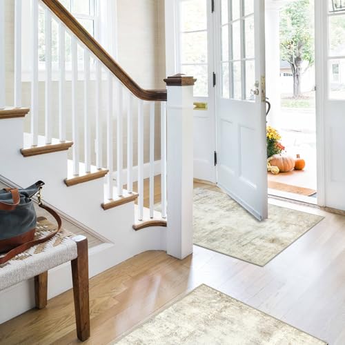 Capslpad Small Abstract Area Rug 2x3 Beige Entryway Washable Door Mat Indoor Entrance, Non Slip Throw, Printed Faux Wool Front for Foyer Kitchen - color: Beige, size: 2' x 3' (Runner)