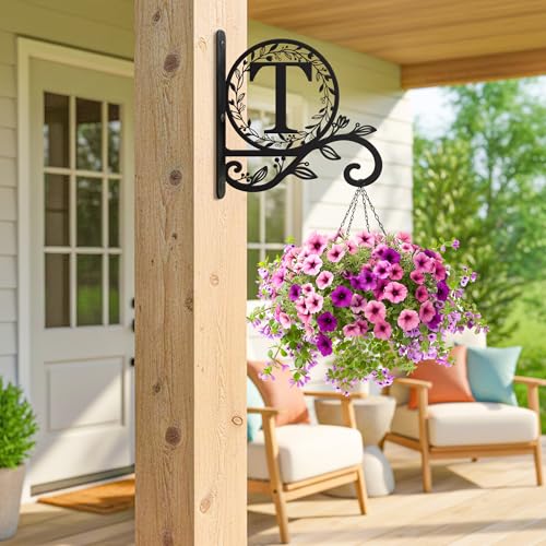 Metal Initial Letter T Plant Hanger Bracket, Decorative Wall Mount Hanging Plant Hook, Monogram Floral Leaf Garden Decor for Hanging Baskets, Bird Feeders, Lanterns, Wind Chimes - style: T