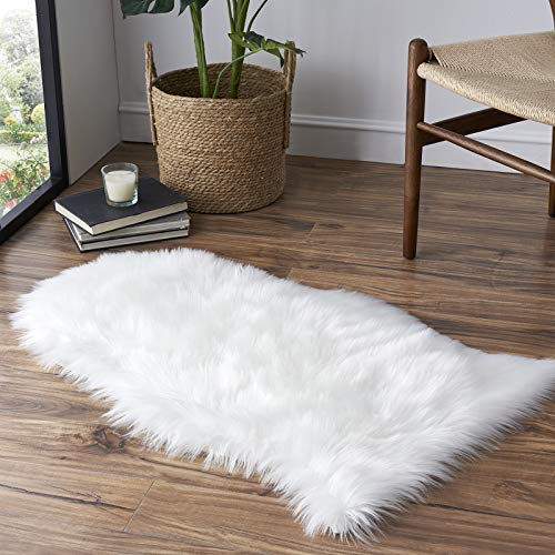 Faux Fur Rug Sofa Chairs Cover, White Small Rug for Bedroom, 2X3 Shaggy Furry Rugs for Kids Room, Shag Fluffy Rugs for Nursery Room, Soft Fuzzy Plush Carpet, Cute Floor Dorm Decor - color: White, size: 2' x 3' (Sheepskin)