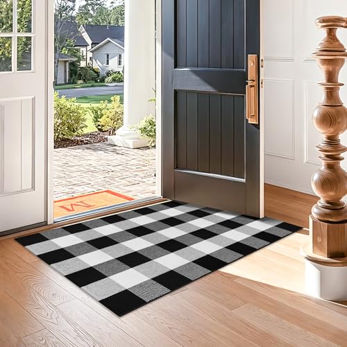 Buffalo Plaid Outdoor Rug 2.3 x 3.6 Ft Black and White Checkered Rug Cotton Buffalo Plaid Rug Front Door Mat for Front Porch Farmhouse Entryway - color: Black and White, size: 2.3‘×3.6’