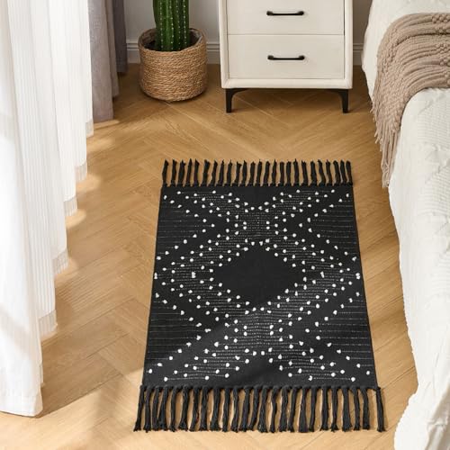 Black Bathroom Rug 2x3ft, Washable Boho Small Bath Mat Non Slip, Aztec Area Rug Floor Mat with Tassel for Kitchen, Entryway, Front Porch - size: 2' x 3' (Runner)
