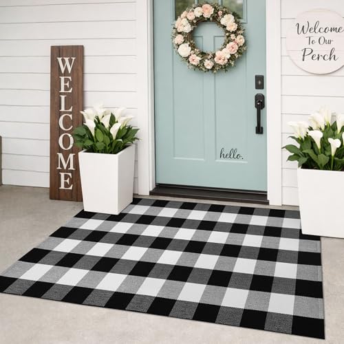 KILOCOCO Buffalo Plaid Checkered Rug - 3'x5' Front Door Mat Outdoor,Black and White Rugs Cotton Washable Front Porch Rug Layered Doormats for Patio Farmhouse Entryway Kitchen Foyer - color: Black and White, size: 3' x 5' (Rectangular)