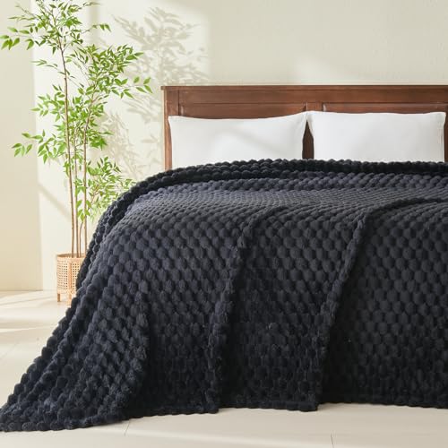 NEWCOSPLAY Super Soft King Blanket Black Premium Silky Flannel Fleece 3D Clouds Stylish Jacquard Lightweight Bed Blanket All Season Use 350GSM (Black, King(90"x110")) - color: Black, size: King(90"x110")