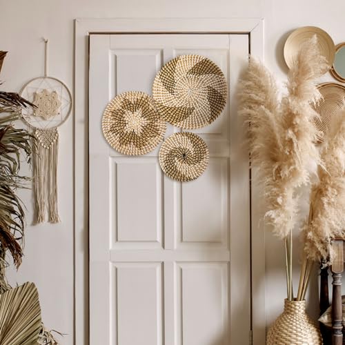 Glenmal 3 Pcs Boho Wall Basket Decor Decorative Bulrush Woven Basket Wall Decor Art Farmhouse Handmade Hanging Baskets with African Design for Living Room Display Table Settings Kitchen Home(Classic) - style: Classic