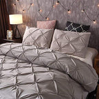 Feelyou Queen Duvet Cover Set Pinch Pleated, Soft Polyester Pintuck Tufted Style Bedding Sets Solid Grey Geometric Quilt Cover with 2 Pillow Shams, Luxurious Comforter Cover Set,3-Pieces - color: Grey, size: Queen