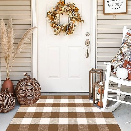 Buffalo Plaid Outdoor Rugs, 2'4" x 3'7" Brown and White Checkered Indoor/Outdoor Area Rug, Layering Rug for Hello/Welcome Door Mat, Washable Cotton Woven Farmhouse Mat for Fall Front Porch Décor - color: Brown and White Plaid, size: 2'4" x 3'7" (Rectangul