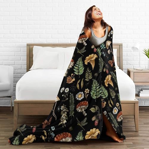 Mushrooms Throw Blanket, 320gsm Fluffy Cozy Soft Warm Plush Lightweight Decorative Blanket Gifts for Women Men Girls Boys Kids Baby, Blankets Quilt for Bed Sofa Chair Couch (60"x50") - color: Mushrooms, size: 50"x60"