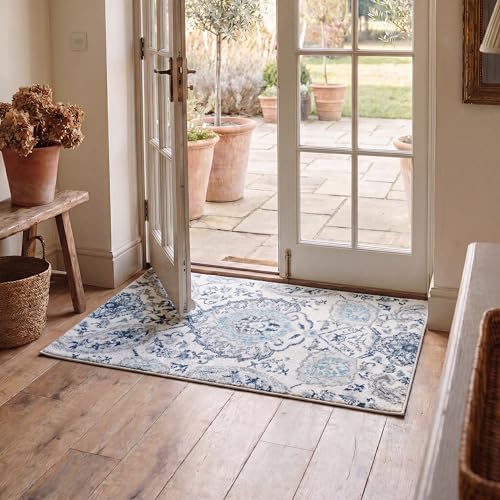 SAFAVIEH Madison Collection Accent Rug - 2'3" x 4', Cream & Light Grey, Glam Paisley Design, Non-Shedding & Easy Care, Ideal for High Traffic Areas in Entryway, Living Room, Bedroom (MAD600C) - color: Cream/Light Grey, size: 2'3" x 4' (Rectangular)