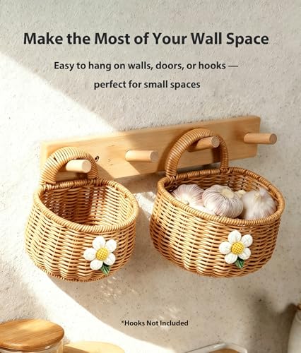 2 Pack Wall Hanging Rattan Baskets, Hand-Woven Storage Basket, Small Wall Hanging Baskets for Kitchen, Washable Decorative Basket, Potato Garlic Onion Storage Baskets, with Daisy Decor - style: With Daisy Décor