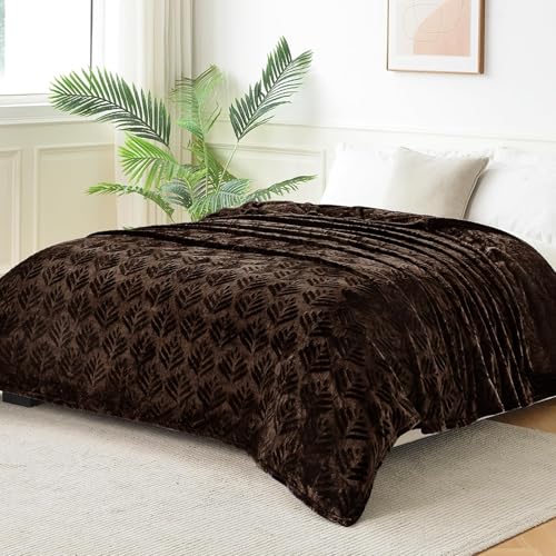Exclusivo Mezcla Twin Size Fleece Blanket for Bed, Super Soft and Cozy Blankets All Season Use, Leaves Pattern, Plush Fuzzy Lightweight, Coffee, 60x80 Inch - color: Coffee, size: Twin(60"x80")