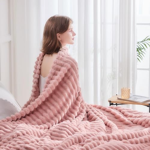 NEWCOSPLAY Super Soft Throw Blanket Pink Premium Silky Flannel Fleece 3D Ribbed Jacquard Lightweight Bed Blanket All Season Use (Pink Ribbed, Throw(50"x60")) - color: Pink Ribbed, size: Throw(50"x60")