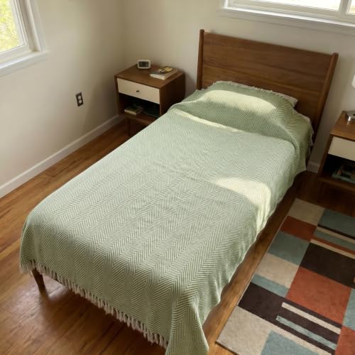 Bed Blanket, Lightweight, Cotton-Rich Blend, Recycled Cotton, Twin Size (57 x 79 Inch), Textured Woven Bedding, Breathable Layering Cover, Khaki Green - color: Khaki Green, size: Twin