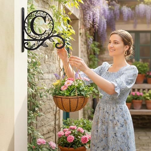 Personalized Metal Initial Letter C Plant Hanger Bracket, Decorative Wall Mount Hanging Plant Hook, Monogram Floral Leaf Garden Decor for Hanging Baskets, Bird Feeders, Lanterns, Wind Chimes - style: C