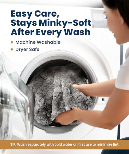 Everlasting Comfort Soft & Comfortable Gray Faux Fur Throw Blanket for Couch - (50"x65") Minky & Fluffy Fall Blankets & Throws, Plush Fuzzy Cover for Bed, Sofa & Living Room - Cozy Home Decor - color: Gray