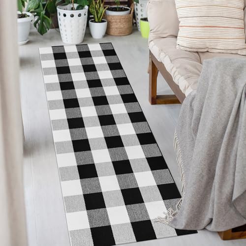 Checkered Runner Rugs 2x6 ft Black White Buffalo Plaid Cotton Woven Rug, Washable Runner Rug for Hallways Kitchen Bedroom Living Room Porch Farmhouse Decor Area Rug - color: Black and White, size: 2‘×6’