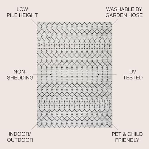 JONATHAN Y Moroccan Geometric Indoor Outdoor Square Area Rug 3X3 Cream/Black, Ourika Textured Weave for Backyard, Patio, Porch, Easy-Cleaning, High Traffic, Pet-Friendly, Non-Shedding (SMB108I-3SQ) - color: Cream/Black, size: 3'1" x 3'1" (Square)