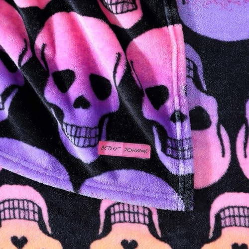 Betsey Johnson - Blanket, Buttery-Soft Throw Blanket for Couch or Bed, Boldly Plush & Oversized Bedding (Skull Ombre Black, 50" x 70") - color: Skull Ombre Black