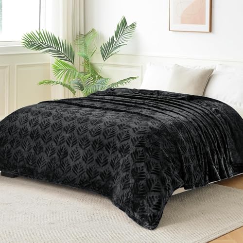 Exclusivo Mezcla Fleece Throw Blanket for Couch, Super Soft and Cozy Blankets All Season Use, Leaves Pattern, Plush Fuzzy Lightweight, Black, 50x60 Inch - color: Black, size: Throw(50"x60")