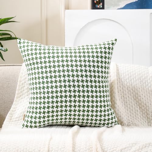 Perfect Combination of Green and White Throw Pillows, Exquisite Windmill Texture Pattern, is The Choice to Decorate The Farmhouse Living Room Sofa to Enhance The Visual Enjoyment - color: Green White, size: 20" x 20" (Pack of 2)