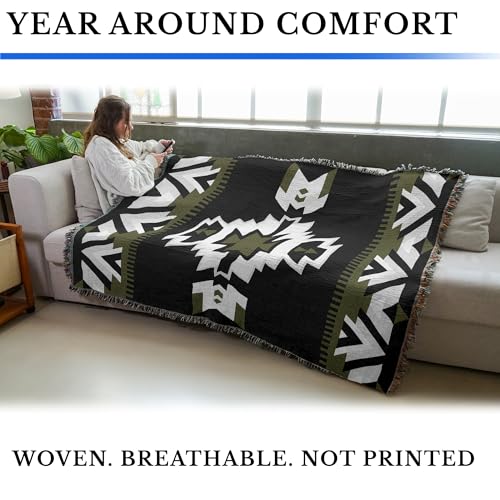Pure Country Weavers Westward BW - Western Tapestry Throw Blanket Woven from Cotton - Made in The USA (72x54) - color: Westward Bw
