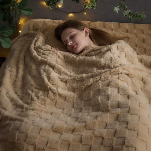NEWCOSPLAY Super Soft King Blanket Brown Premium Silky Flannel Fleece 3D Checkered Lightweight Bed Blanket All Season Use (Brown Checkered, King(90"x110")) - color: Brown Checkered, size: King(90"x110")