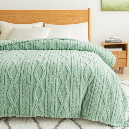 COOVA Sage Green Fleece King Blanket for Bed - Super Soft Cozy Plush Fuzzy Blanket for Sofa,Premium Sherpa Warm Large Throw for Women,Couch,Chair,90x102 Inches - color: Sage Green, size: 90“x102”