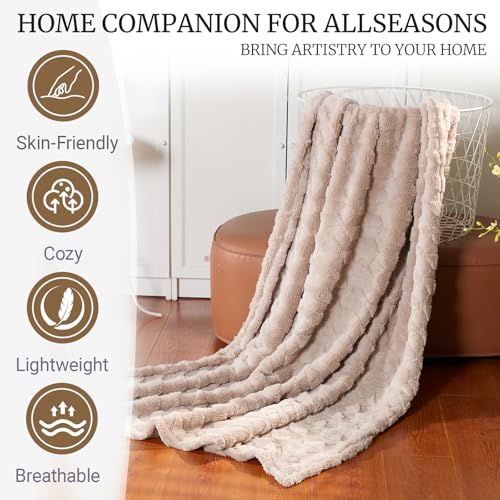 Checkered Fleece Throw Blankets-Cozy Fluffy Soft Lightweight Luxury Blanket for Travel, Sofa, Couch, Bed & Car, Gifts for Teen Girls, Women and Men, Home and Dorm Decor, Beige, 50" x 70" - color: Beige
