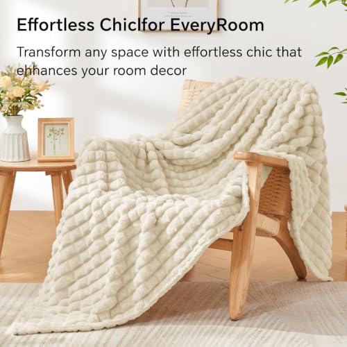 BEDELITE Beige Throw Blanket for Couch - Super Soft Lightweight 3D Checkered Fluffy Fuzzy Fleece Blanket, Luxurious Plush Cozy Summer Blanket for Homg Room Decor, Gift for Women, 50"x60" - color: Beige, size: Throw(50"x60")
