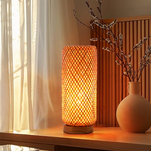 Bamboo Table Lamp，Boho Rattan Bedside Lamp for Bedroom, Vintage Wicker Wooden Nightstand Lamp Shade Rustic Farmhouse Indirect Lighting Accent Light Decor for Living Room