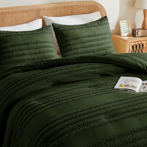BEDELITE Boho Twin/Twin XL Comforter Set，Olive Green Tufted Striped Bed Set 2 Pieces, Soft Vintage Farmhouse Comforter for College, Boho Home Dorm Decor, Fluffy Jacquard Bedding with 1 Pillow Sham - color: Olive Green, size: Twin/Twin XL