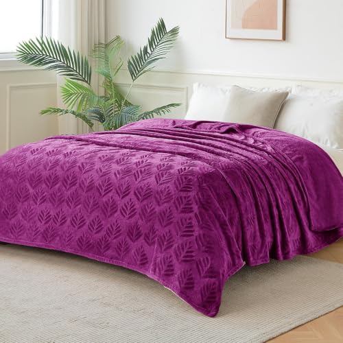Exclusivo Mezcla Twin Size Fleece Blanket for Bed, Super Soft and Cozy Blankets All Season Use, Leaves Pattern, Plush Fuzzy Lightweight, Purple, 60x80 Inch - color: Purple, size: Twin(60"x80")