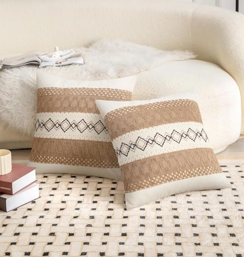 Pyonic Pack of 2 Boho Throw Pillow Covers 18x18 Inch Farmhouse Decorative Throw Pillows for Bed Sofa Living Room,Beige Modern Cushion Cover Couch Pillows Cover Home Decor - color: Beige
