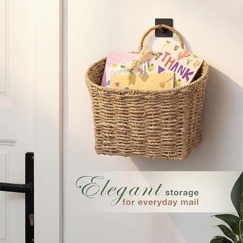 84ECO Set of 2 Seagrass Hanging Baskets for Organizing, Front Door, Mail, Flowers - color: Natural Seagrass