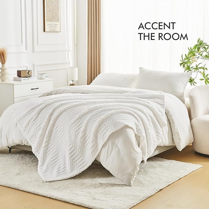 lifein Throw Blanket for Couch-White Boho Throw Blanket, Cream Soft Fleece Plush Lightweight Blankets&Throws for Spring, Fuzzy Decorative Blankets for Livingroom Bed Sofa Chair (60x80, White)