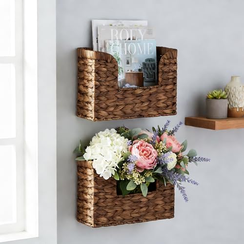 PINXIURY Magazine Holder Wall Basket Water Hyacinth Woven Mail Organizer, Wicker Wall Hanging Baskets for Magazines, Letters & Storage Decorative Mail Holder, Magazine Rack, Hanging Basket, Coffee - color: Coffee