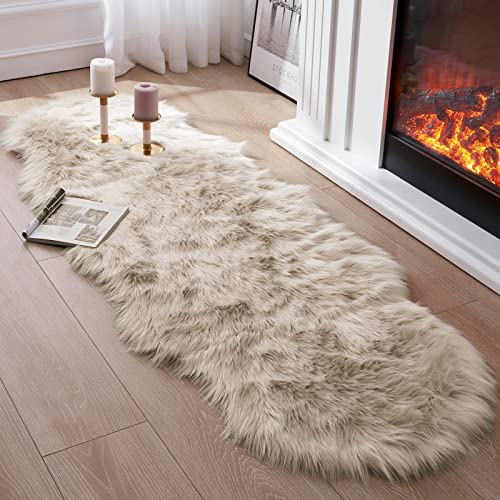 Faux Fur Rug for Bedroom, Fluffy Runner Rugs Soft Sheepskin Rug Sofa Couch Seat Cushion, 2x6ft Beige Plush Area Rug Shag Rugs Floor Carpets for Nursery Bedside, Cute Shaggy Fuzzy Home Decor - color: Beige, size: 6' x 2' (Sheepskin)