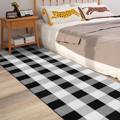 Buffalo Check Rug Black and White Buffalo Plaid Hallway Runner Rug 2x8 Cotton Woven Rug Carpet Runner for Entryway Farmhouse Kitchen Bathroom Indoor-Outdoor Front Door Mat - color: Black and White, size: 2‘×8’