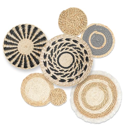 7PCS Boho Wall Baskets Set, Boho Wall Decor, Round Handmade Seagrass Rattan Wicker Wall Art Room Decor Hanging Wall Basket Decor for Farmhouse Living Room Bedroom Display Table Kitchen Home (Black)