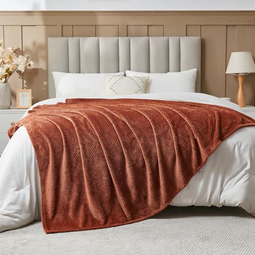 NEWCOSPLAY Super Soft Throw Blanket Coffee Premium Silky Flannel Fleece Leaves Pattern Lightweight Bed Blanket All Season Use (Coffee, Throw(50"x60")) - color: Coffee, size: Throw(50"x60")
