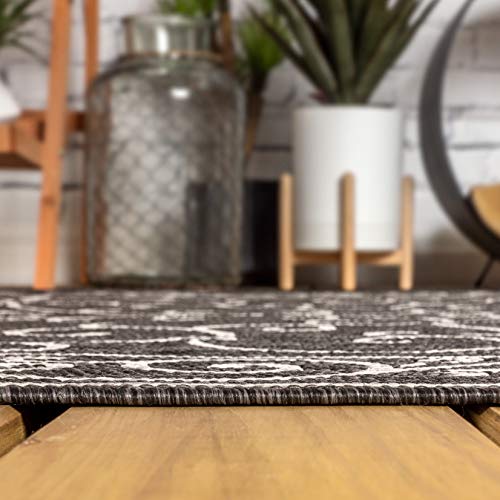 JONATHAN Y Vintage Filigree Indoor Outdoor Round Area Rug 3 Ft Black/Gray, Charleston Textured Weave for Backyard, Patio, Porch, Easy-Cleaning, High Traffic, Pet-Friendly, Non-Shedding (SMB106G-3R) - color: Black/Gray, size: 3'1" (Round)
