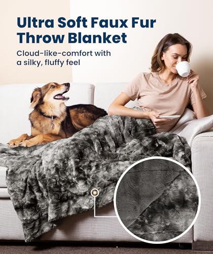 Everlasting Comfort Soft & Comfortable Gray Faux Fur Throw Blanket for Couch - (50"x65") Minky & Fluffy Fall Blankets & Throws, Plush Fuzzy Cover for Bed, Sofa & Living Room - Cozy Home Decor - color: Gray