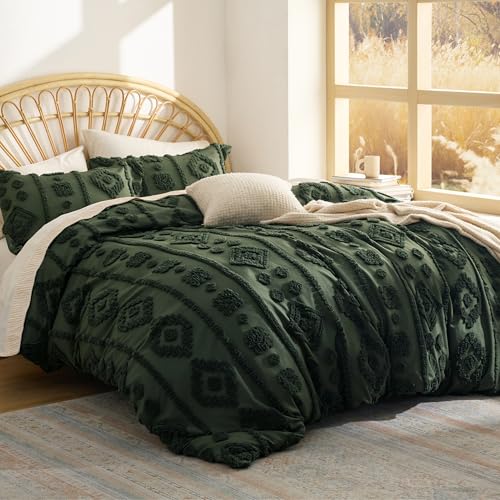 Bedsure Boho Tufted Green Comforter Set Queen Size, GentleSoft™ 3 Pieces Boho Farmhouse-Style Decor Bedding, Exquisite Bedding for All Seasons, 1 Bed Comforter, 2 Pillow Shams, 90x90 Inches - color: 03 - Distressed Vintage Dark Green, size: Queen (90" x 9