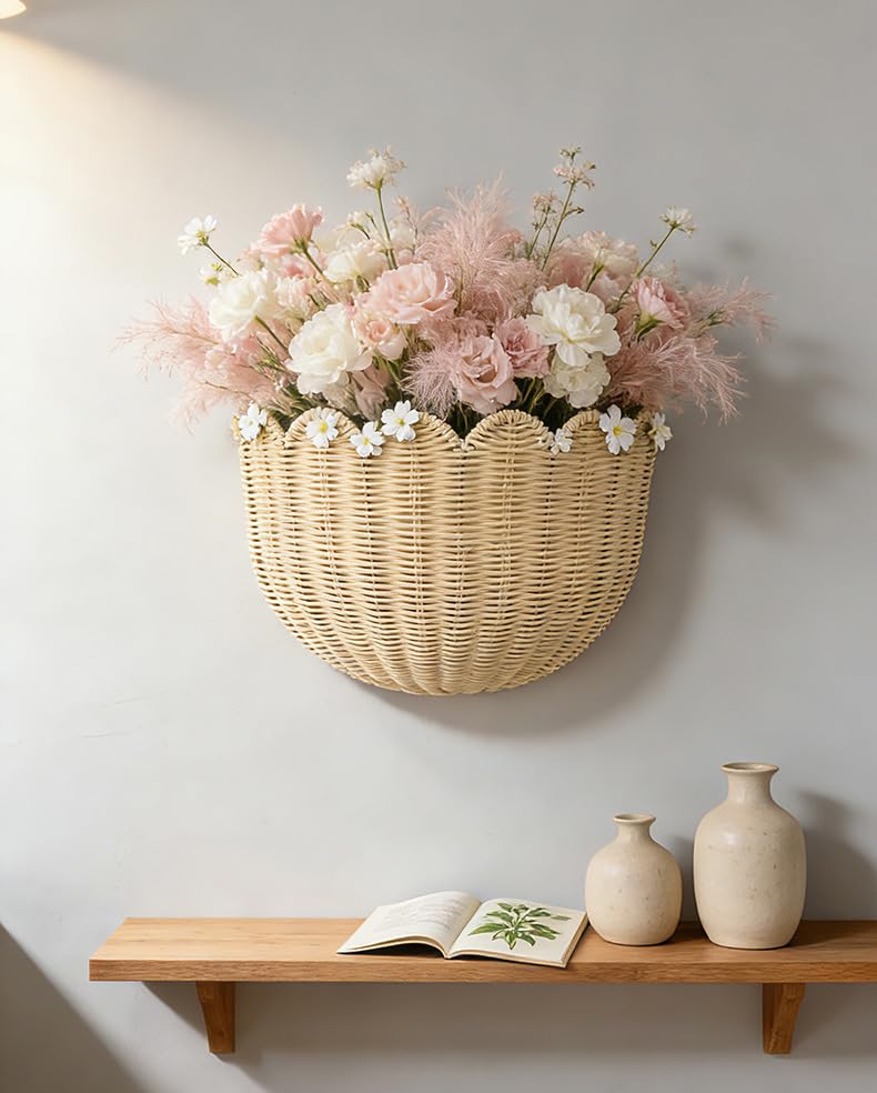 Scalloped Wall Basket, 2 Pack Hanging Wicker Wall Baskets,Hand Woven Wall Storage Organizer, 2 Sizes Wall Baskets Storage for Home, Bathroom, Kitchen, Living Room