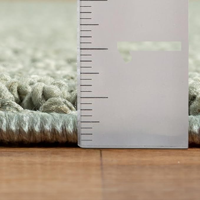 LUXE WEAVERS Solid Machine Woven Green 8x10 Area Rug, Indoor Stain-Resistant Carpet